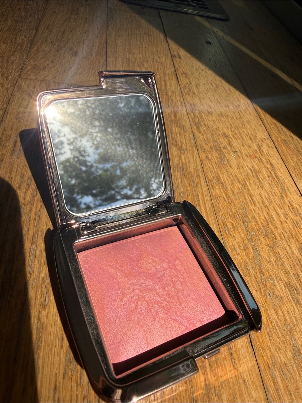Hourglass Sublime Flush Luminous Pink Pressed Powder Blush